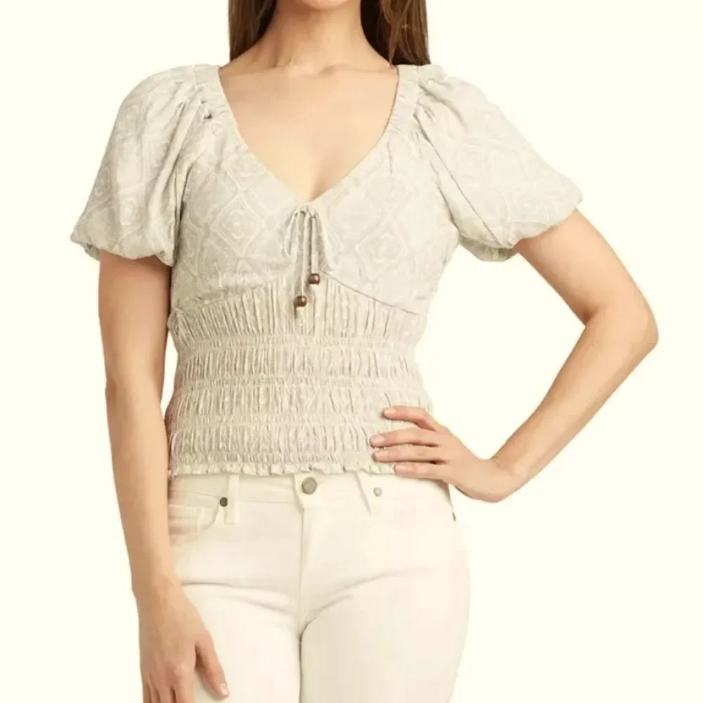 BCX smocked top XL NWT
